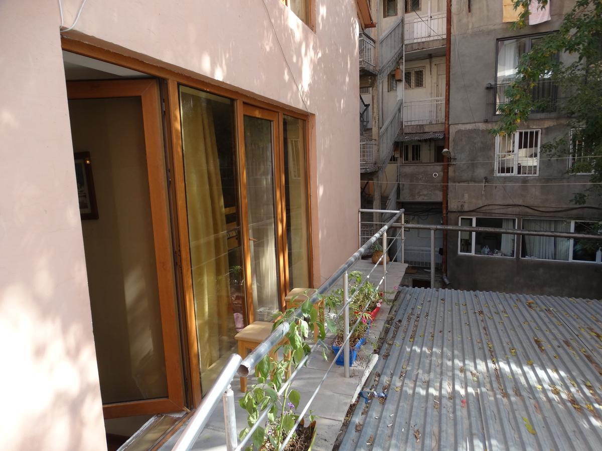 Destiny 1 Hostel Ereván Exterior foto